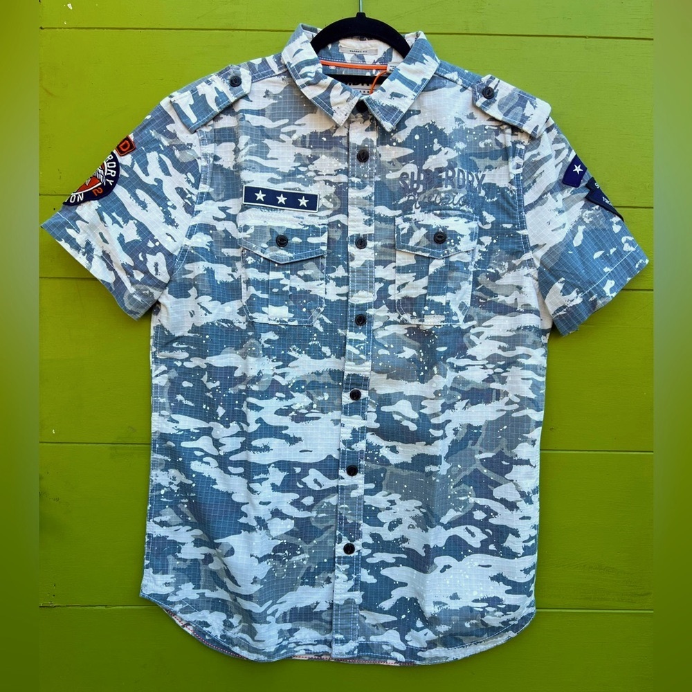 SUPERDRY Army Tropics Short Sleeve Division Blue/Grey Camo Men's Shirt Large NWT